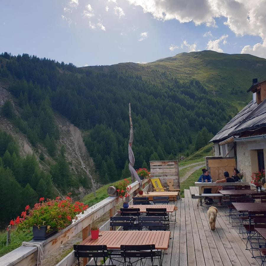 MadulainAlp Es-Cha Dadour住宿加早餐旅馆 外观 照片